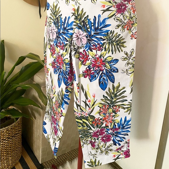 Mid Rise Fitted Stretch - Picture 3 of 3